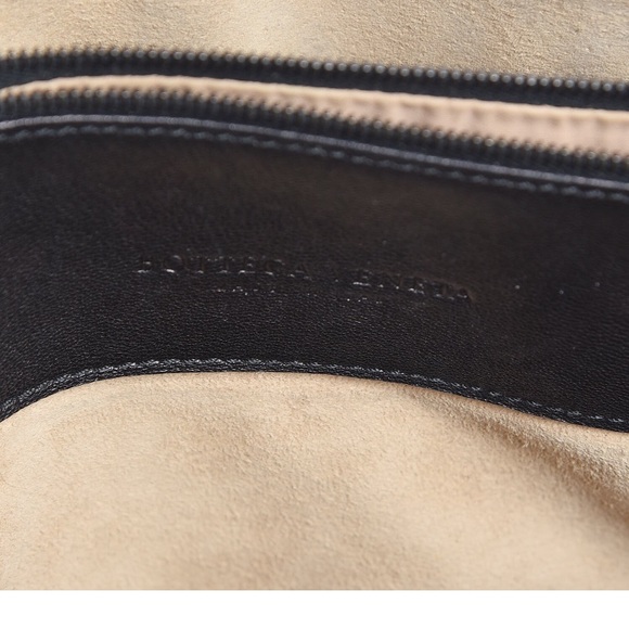 Bottega Veneta Nero Intrecciato Briefcase more pix - Picture 3 of 8